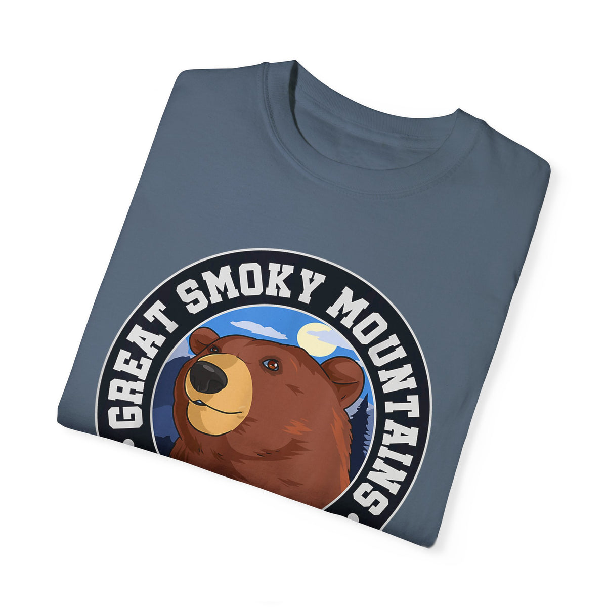 T-shirt featuring a bear graphic with text "Great Smoky Mountains 1934 Tennessee - N Carolina."