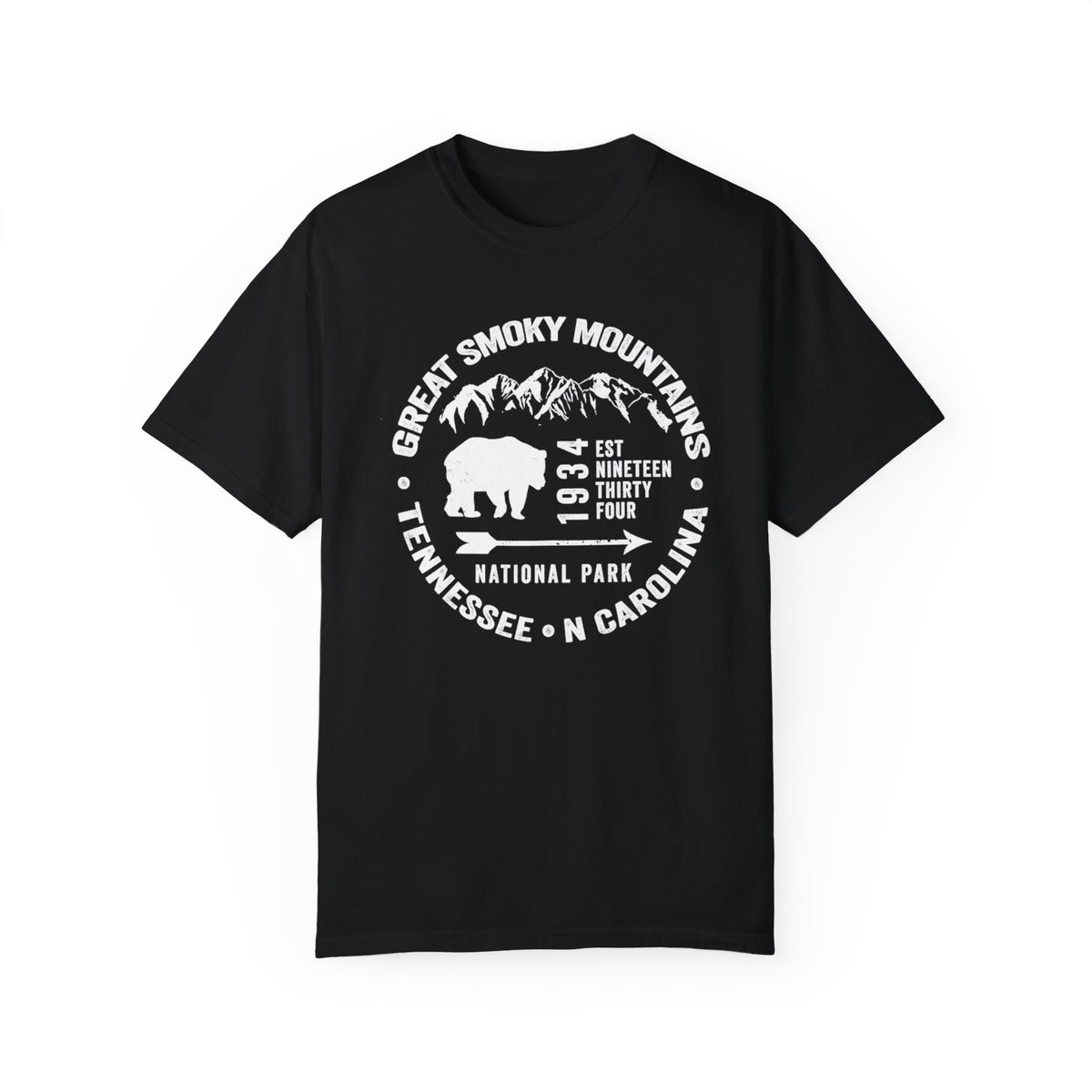 T-shirt featuring a bear graphic with text "Great Smoky Mountains 1934 Tennessee - N Carolina."