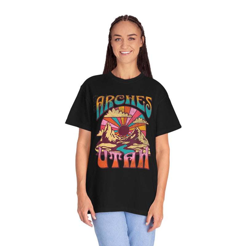 Arches National Park Utah Retro Souvenir Tee