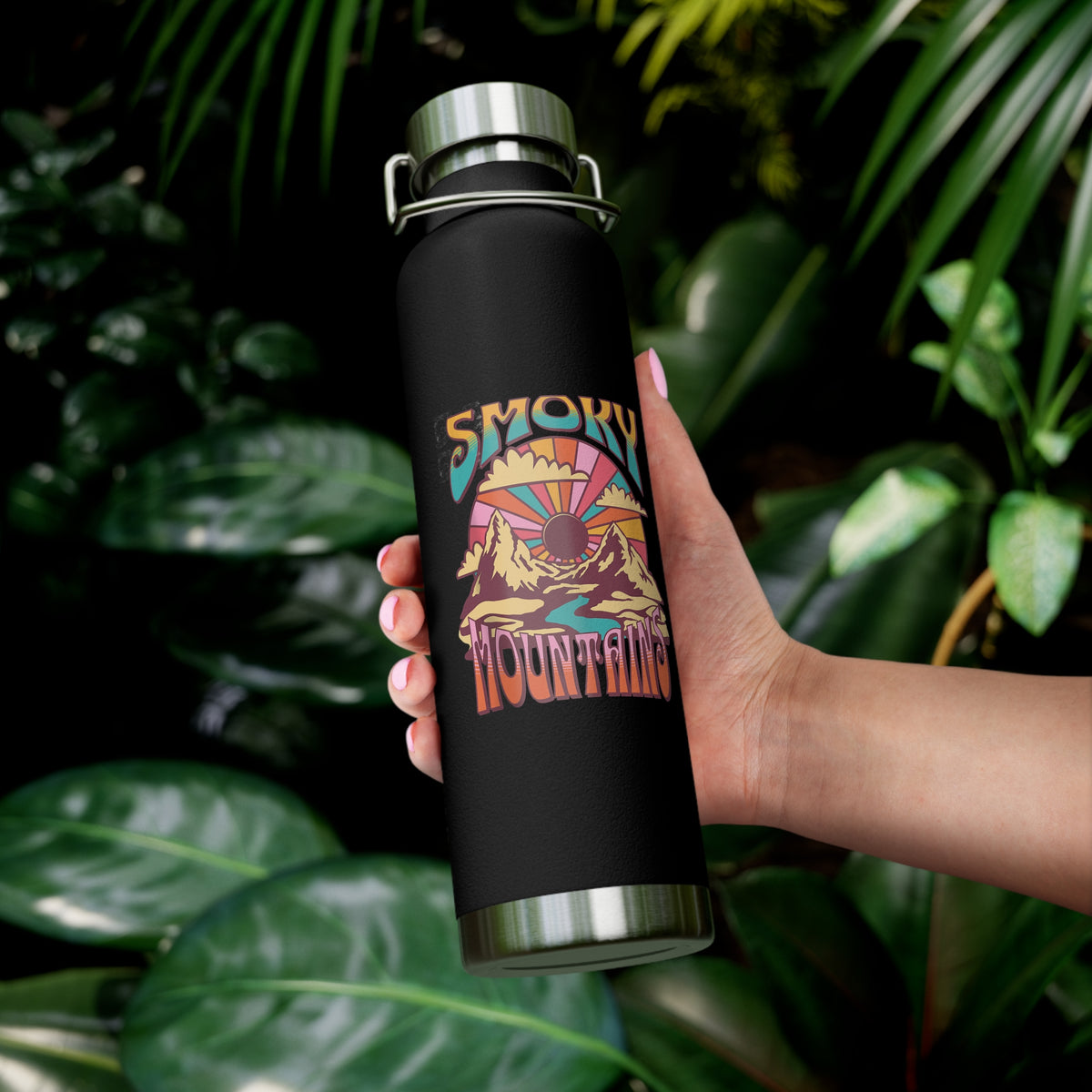 Great Smoky Mountains souvenir water bottle with scenic design.