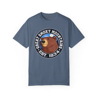 T-shirt featuring a bear graphic with text "Great Smoky Mountains 1934 Tennessee - N Carolina."